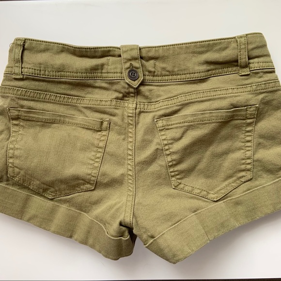 Forever 21 life in progress army green shorts - Picture 4 of 6